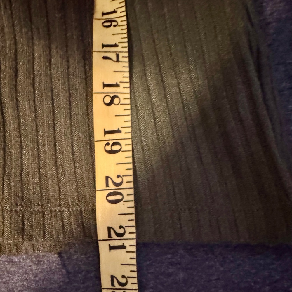 Madewell Women's Olive Ribbed Sweater size XS - Picture 4 of 7